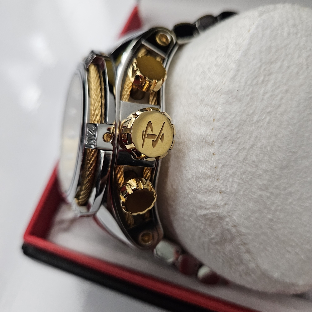 Pre Worn 53mm Invicta Bolt Zeus Gold Chrono Watch Excellent Condition - Picture 3 of 17